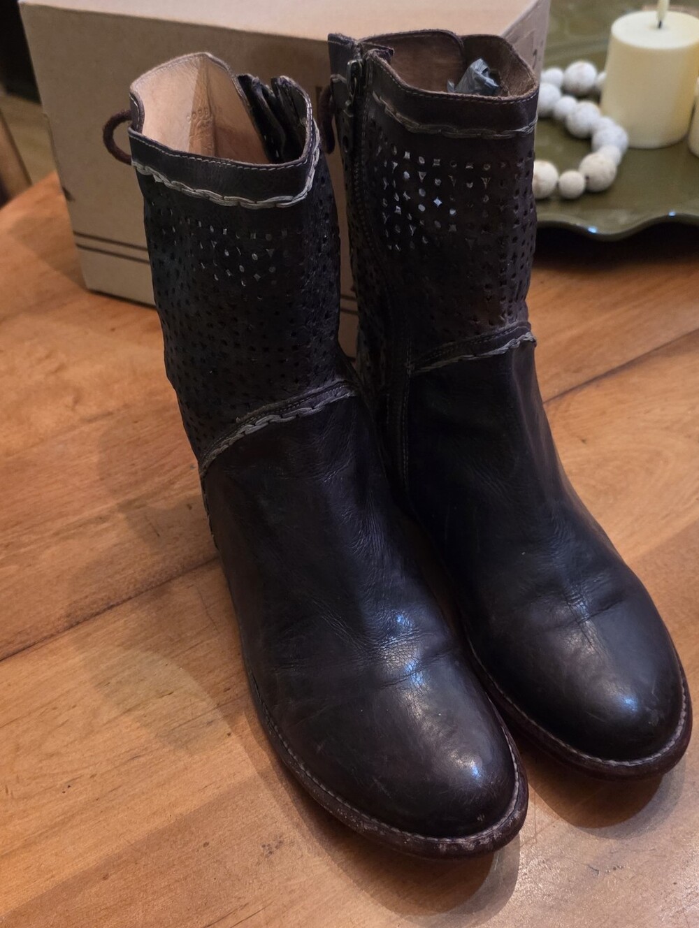 BED-STU Women’s  Leather Ankle Boots (9)